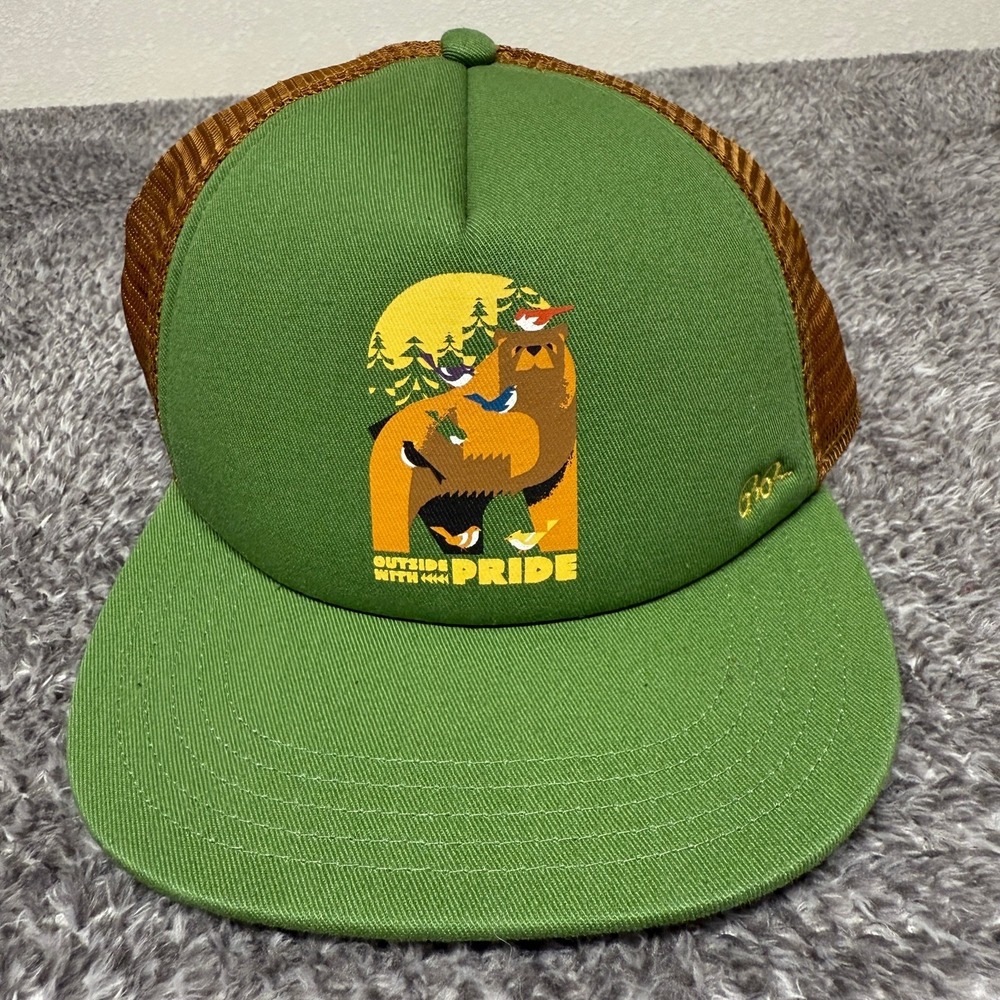 REI Unisex Trucker Hat Snapback One Size Green Brown Wildlife Bear Graphic